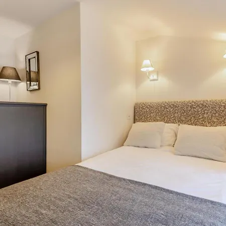 4 Bed In Oc-s34237 Nyaraló *