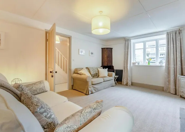 4 Bed In Oc-s34237 *