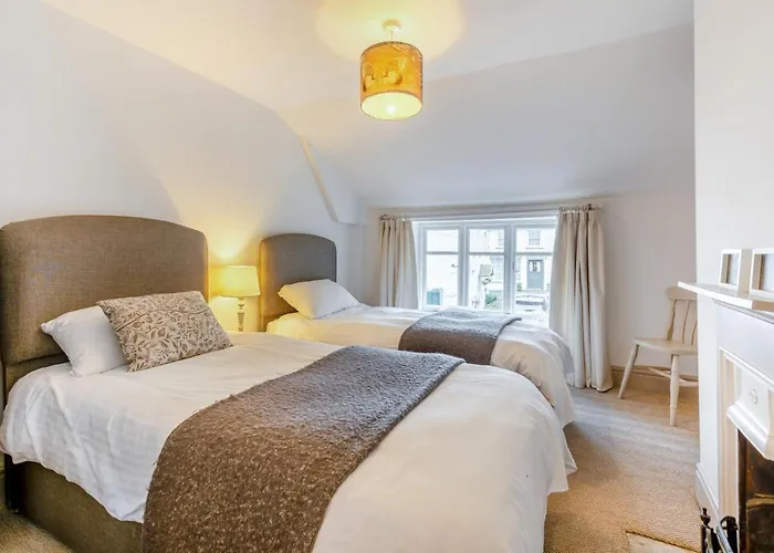 4 Bed In Oc-s34237 Dent